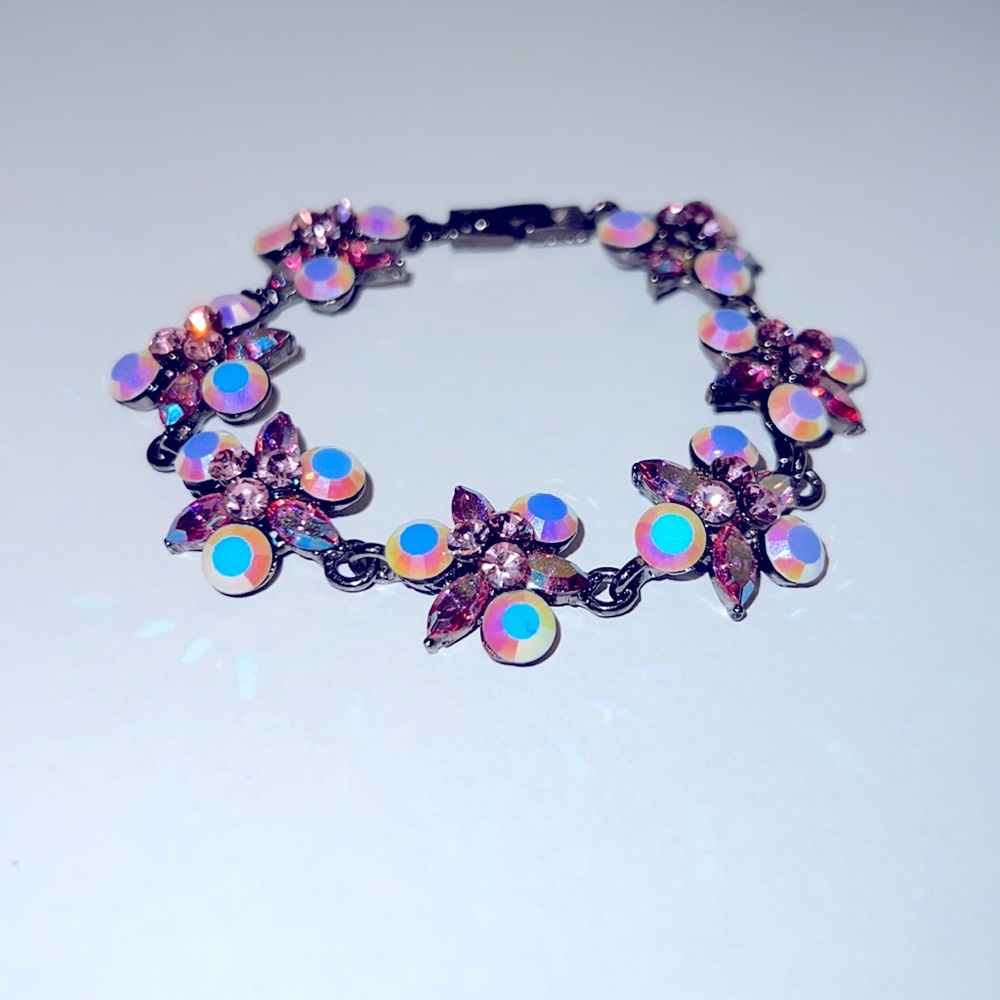 💎Pink Iridescent Crystal bracelet